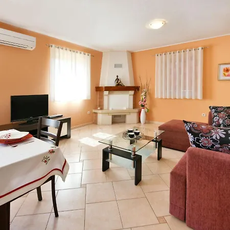 Goran - Prc609 By Interhome Hébergement de vacances *